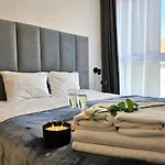 Urban Opolska 10 No 77b - Rooftop Garden - Free Garage * Katowice