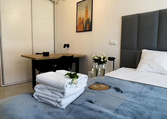 Urban Premium, Opolska 10 No 77b, Free Garage, Self Check-in קטוביץ