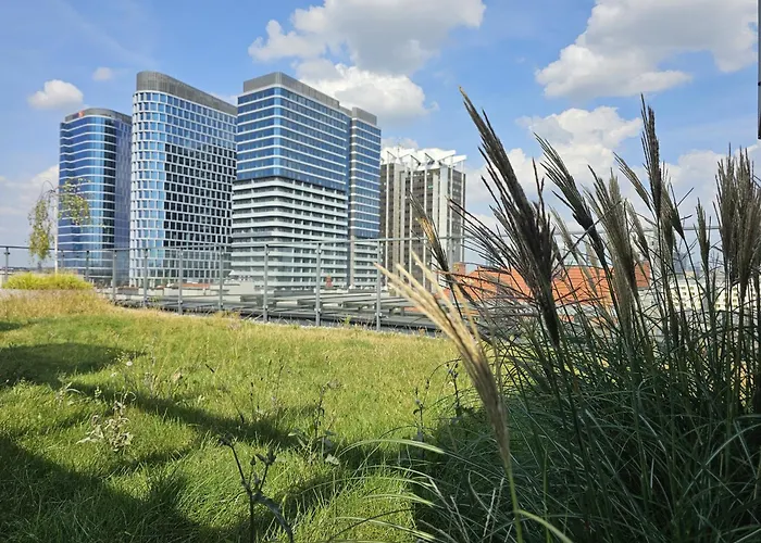 Urban Premium, Opolska 10 No 77b, Free Garage, Self Check-in Апартаменты